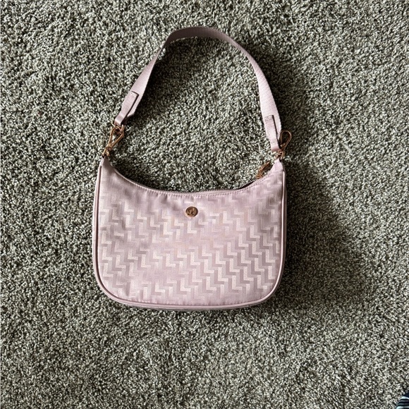 Handbags - Lululemon Purse 3L